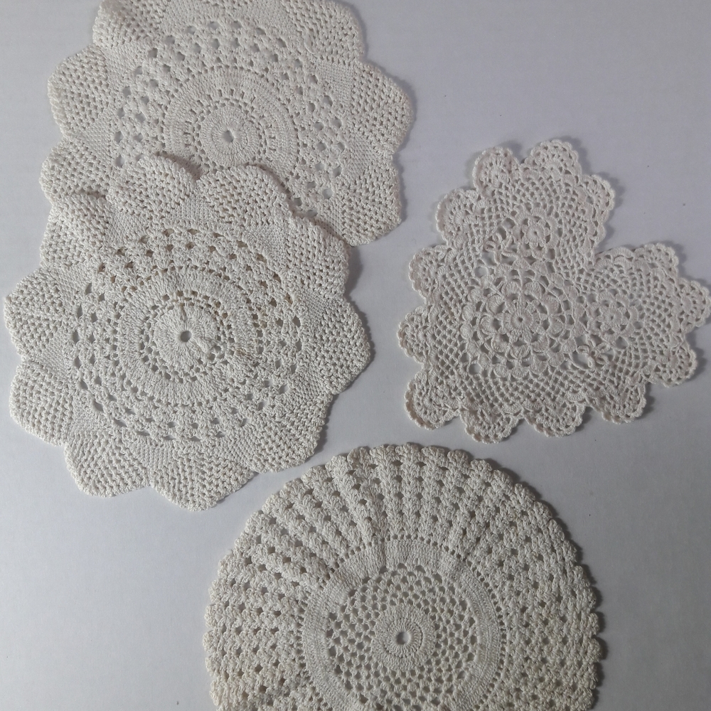Vintage bundle crochet dollies